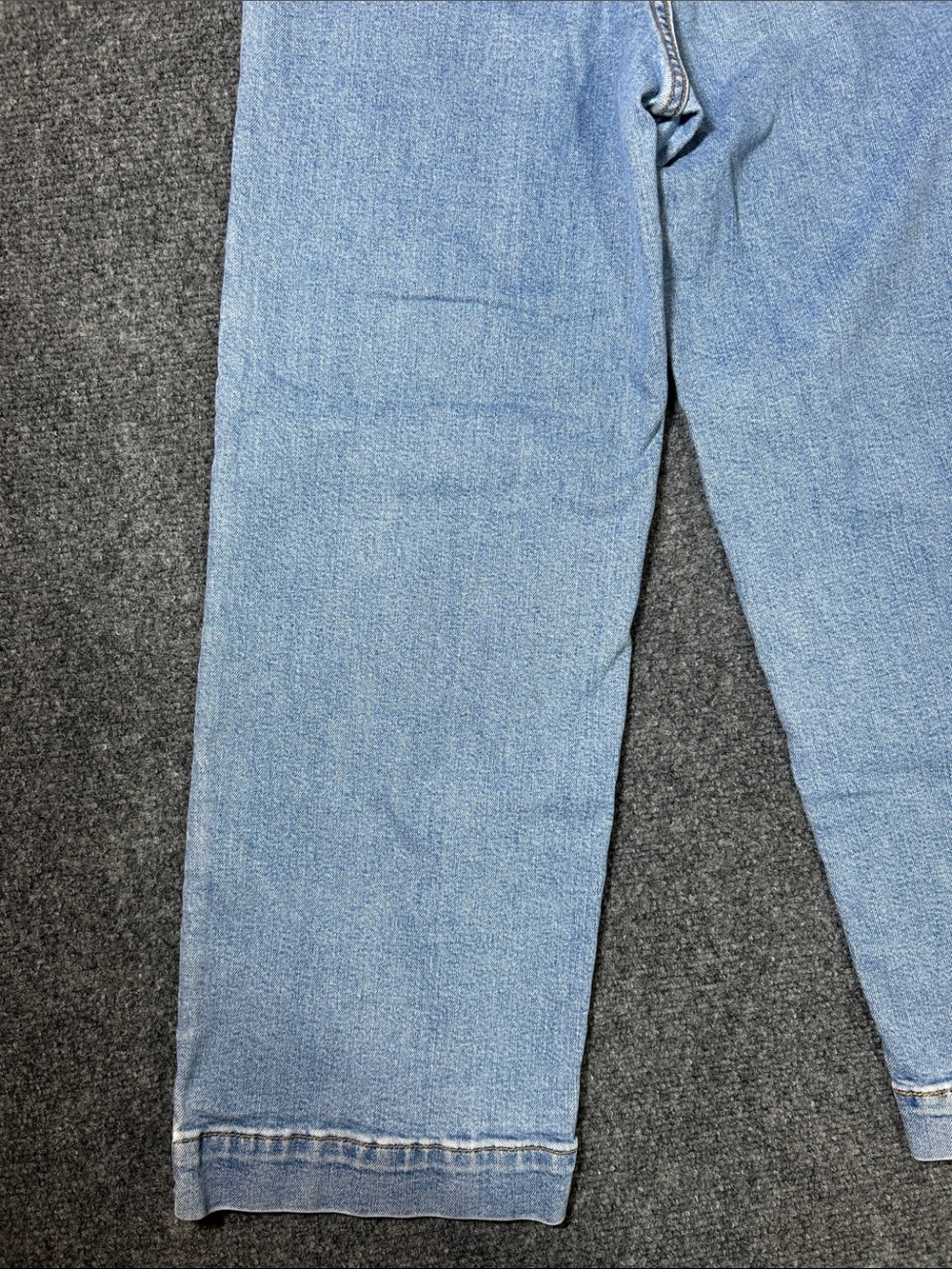 Levi's Ribcage Wide Leg Crop Light Blue Wide-Leg Jeans Women’s 25W x 26L - Picture 13 of 14